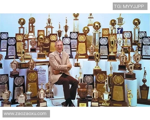 足球明星的财富揭秘他们的奢华生活与投资智慧 足球明星的财富揭秘他们的奢华生活与投资智慧